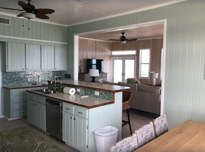 Barefoot Beach kitchen